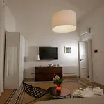 Apartament Abate Luxury Interno 3 *
