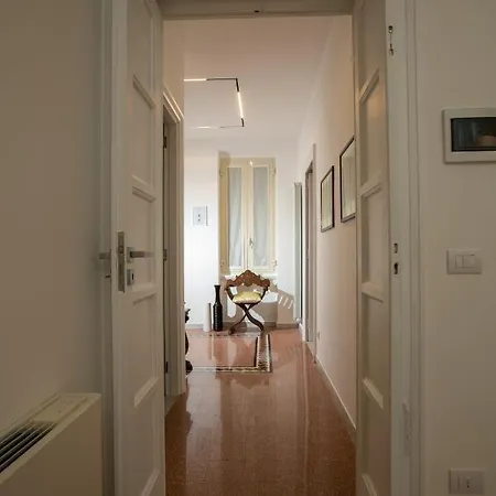 Abate Luxury Interno 3 アパート *