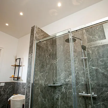 Abate Luxury Interno 3 バーリ