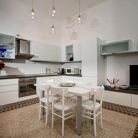Apartman Abate Luxury Interno 3